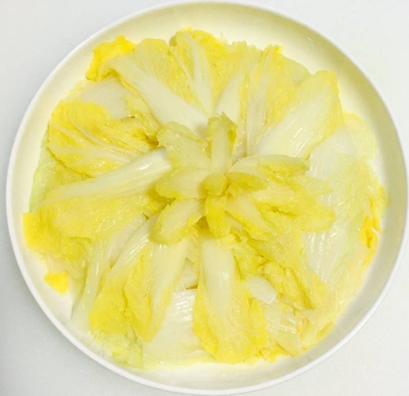 Step-by-Step Instructions for Steamed Cabbage with Garlic and Vermicelli