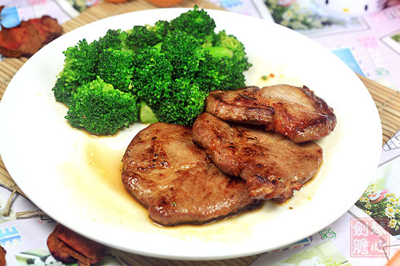 Delicious Pan-Fried Pork Chop