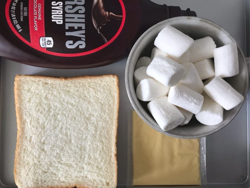 Marshmallow Toast Cooking Steps