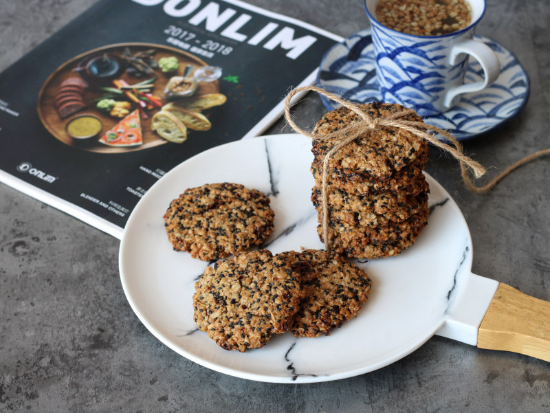 Red Sugar Oatmeal Cookies