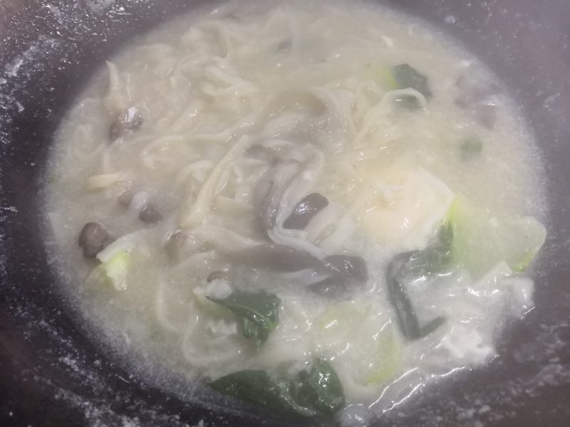 Steps for Braised Bean Noodles with Cabbage and Egg