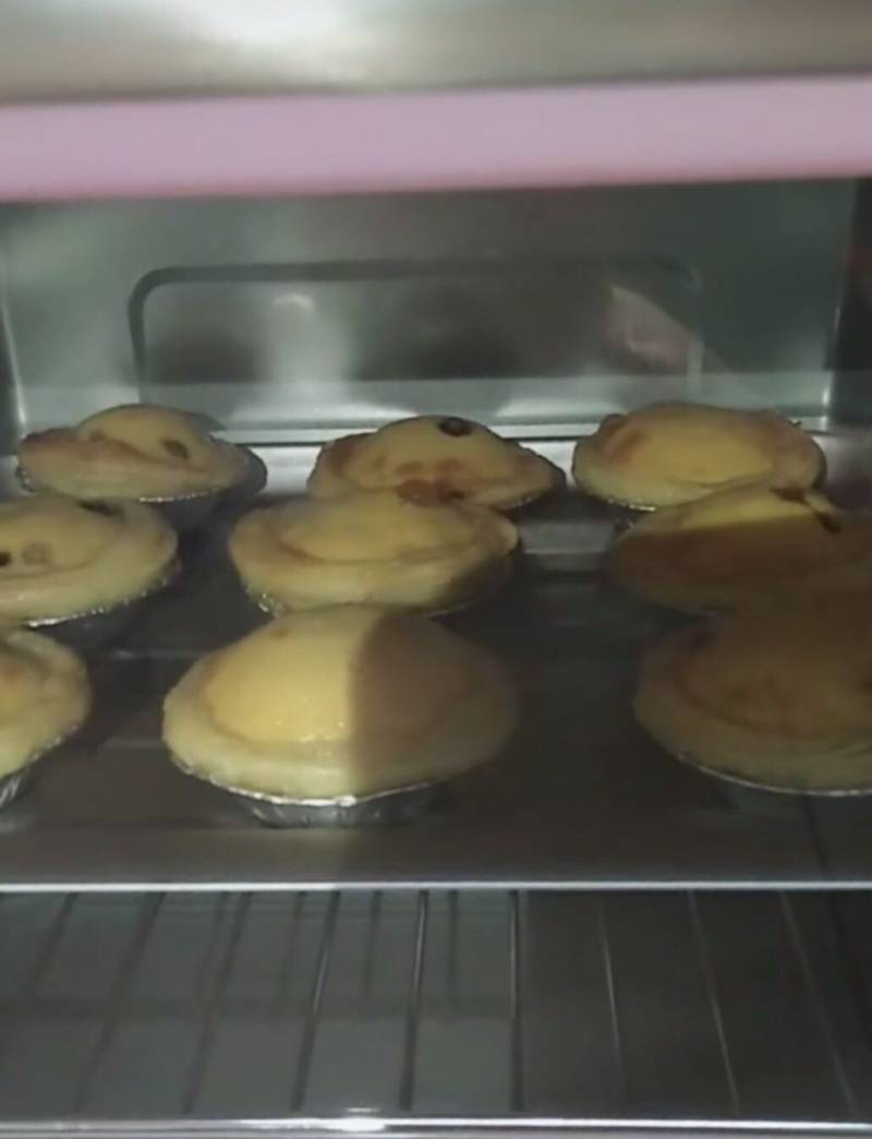 Steps for Making Pearl Dirty Egg Tart