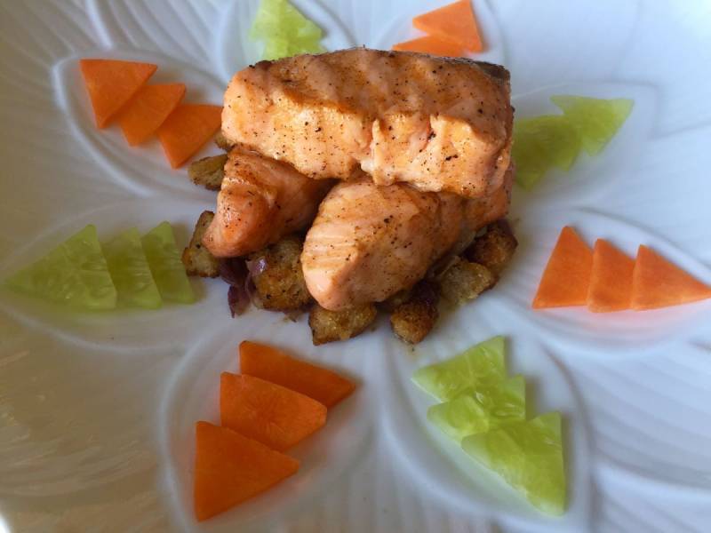 Pan-fried Salmon Steps