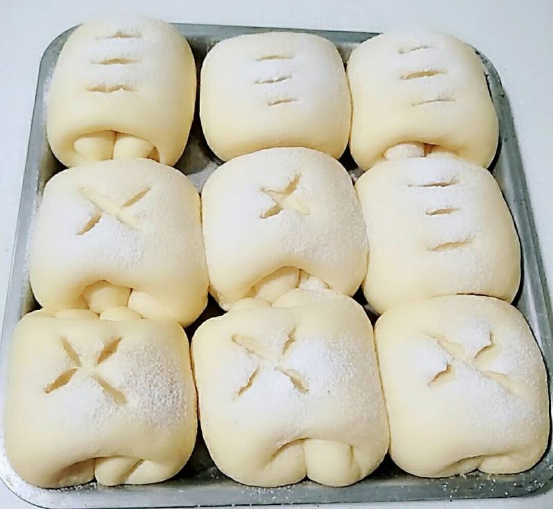 Steps to Make Milk Bread Rolls