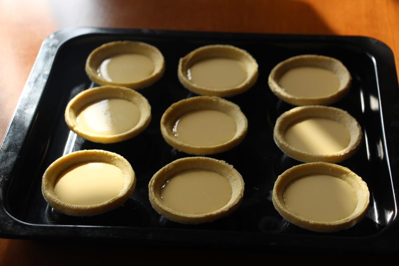 Steps for Making Winter Dessert: Baked Egg Tarts