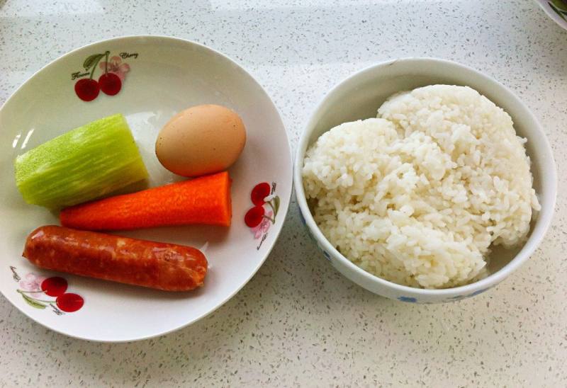 Steps for Making Colorful Baked Fried Rice