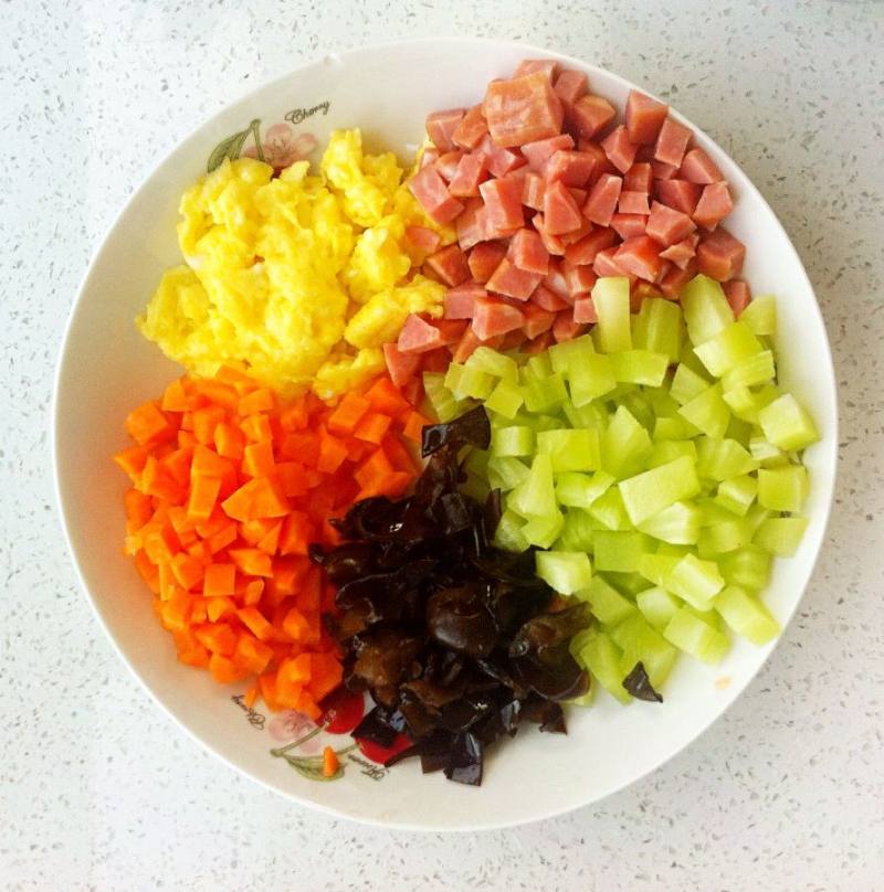 Steps for Making Colorful Baked Fried Rice