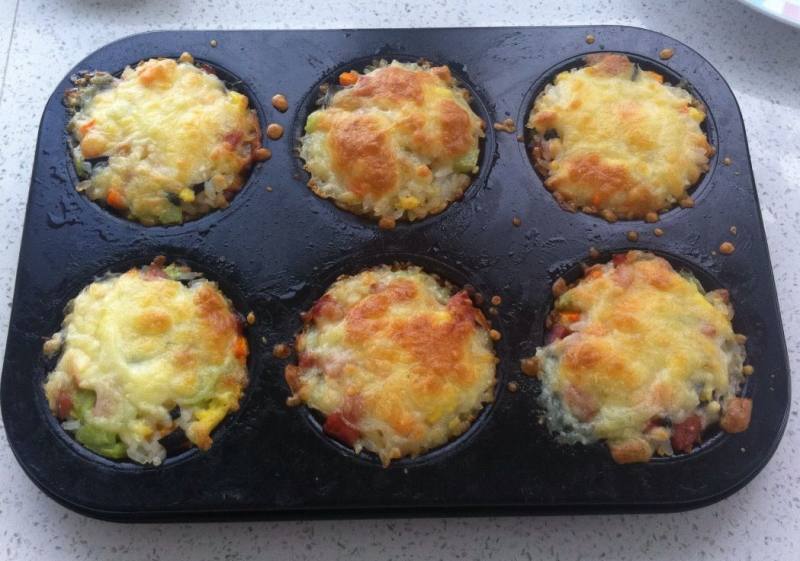 Steps for Making Colorful Baked Fried Rice