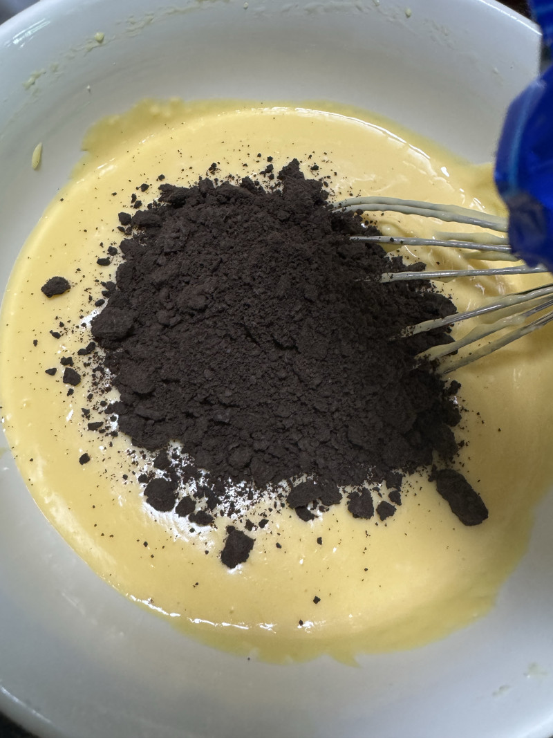 Steps for making Oreo Light Cheesecake