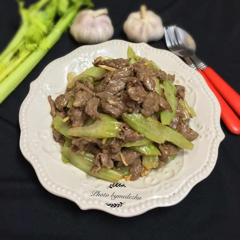 Beef Stir-Fried Celery