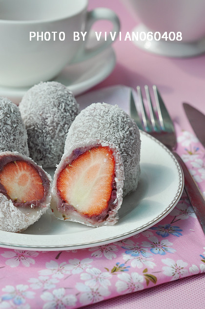 Strawberry Daifuku