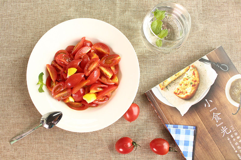 Oil and Vinegar Tomatoes