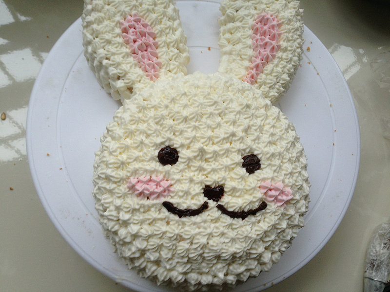 Steps for Making Rabbit Cake