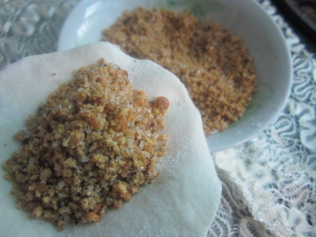 Steps for Making Sugar and Bean Flour Bread