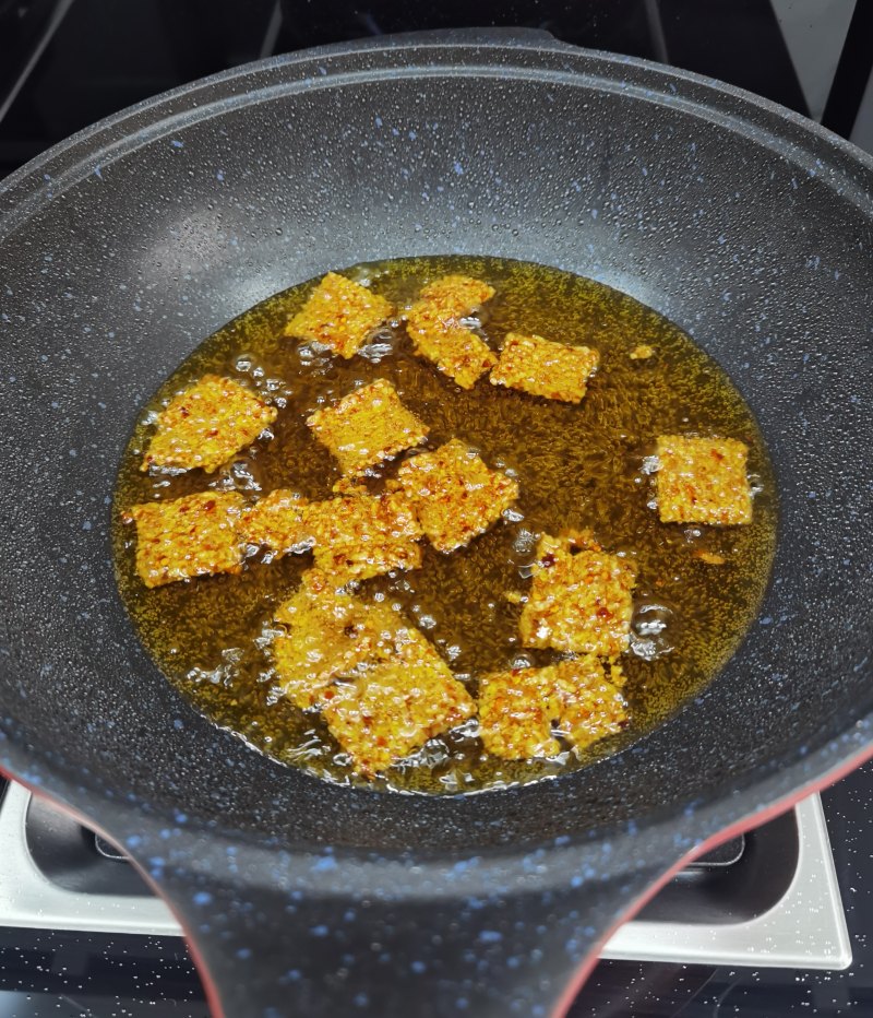 Steps for Making Homemade Snack Rice Crust