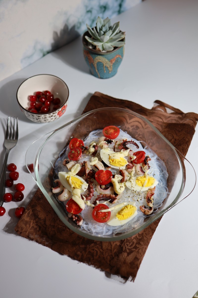 Seafood and Fruit Glass Noodle Salad