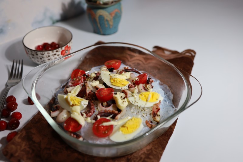 Seafood and Fruit Glass Noodle Salad