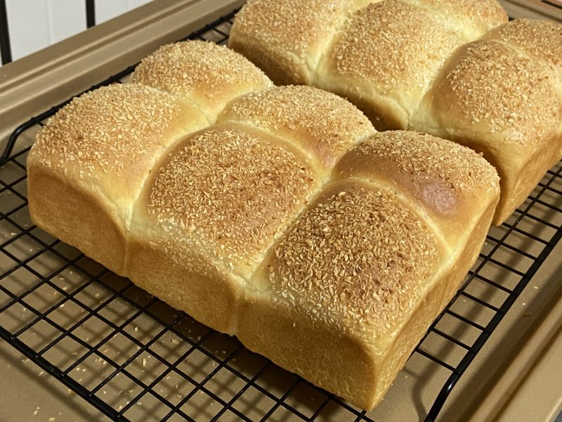 Coconut-flavored Soft and Delicious Mini Bread - Cooking Steps