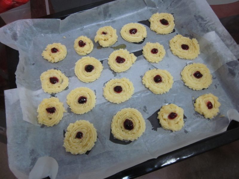 Steps for Making Blueberry Milk Cookies