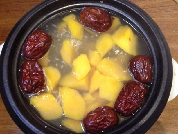 Bai Xiao Chu - Sweet Potato, Longan, Red Date, and Sago Dessert Cooking Steps