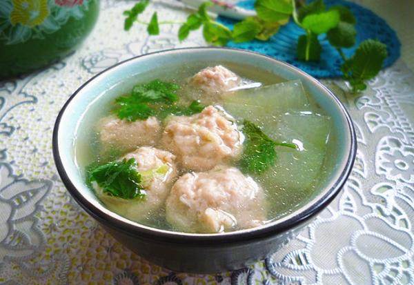 Winter Melon and Meatball Soup