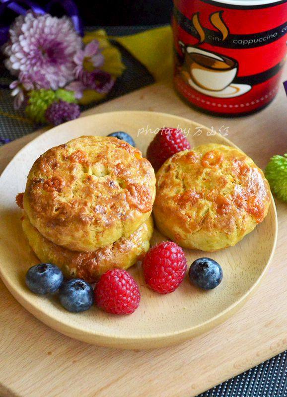 Fruit and Vegetable Cheese Scones