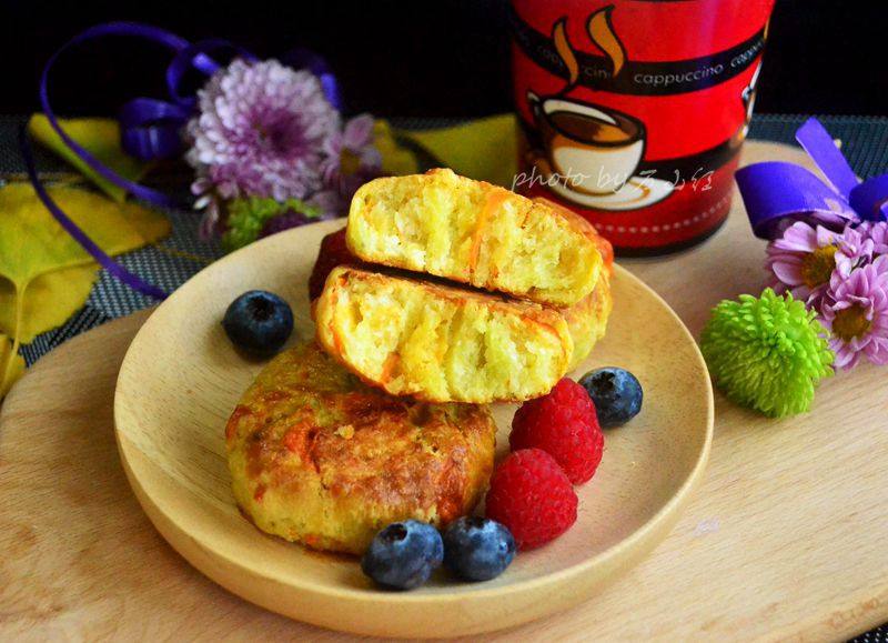 Fruit and Vegetable Cheese Scones