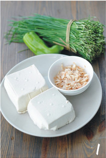 【Shrimp and Chive Stir-fried Tofu】- A Delicious Combination to Enhance Tofu Flavor - Cooking Steps