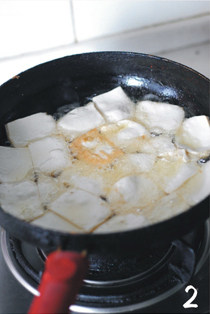 【Shrimp and Chive Stir-fried Tofu】- A Delicious Combination to Enhance Tofu Flavor - Cooking Steps