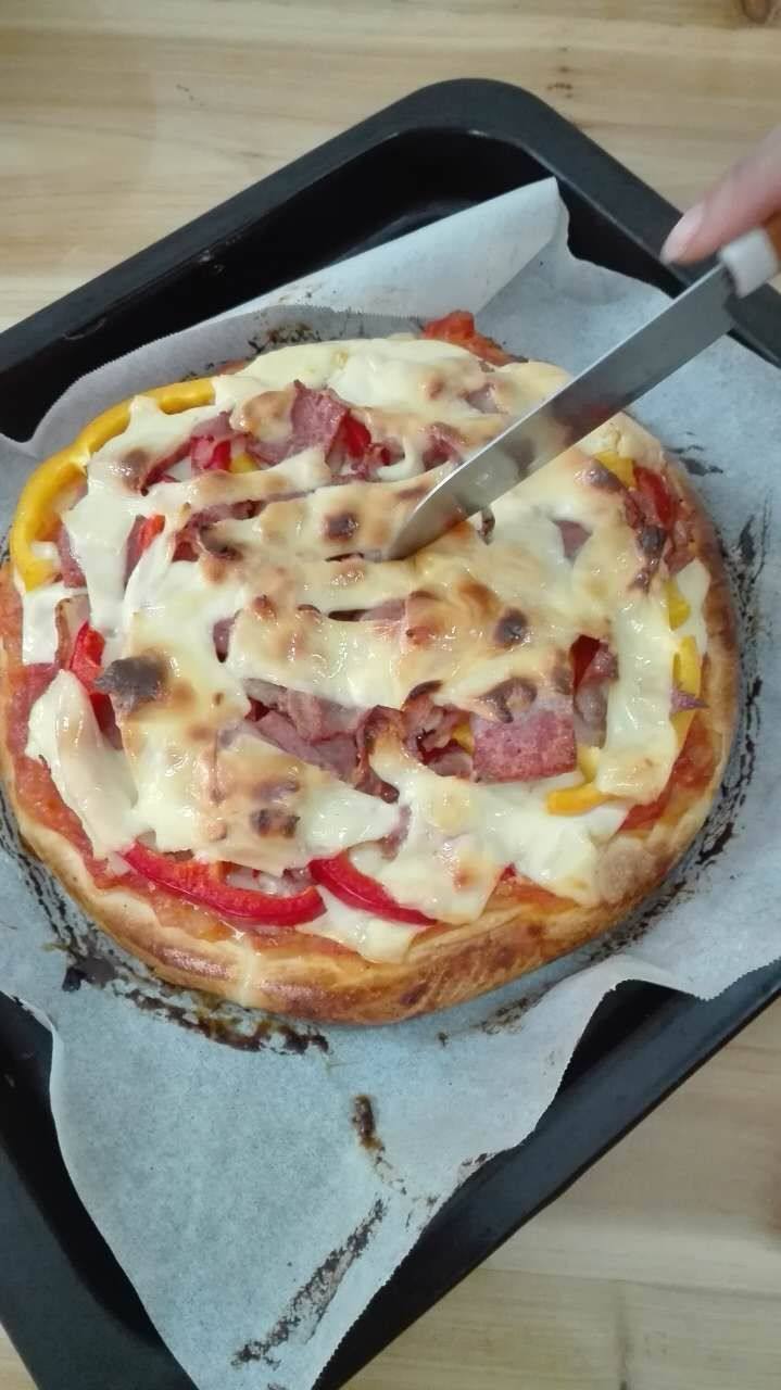 Bacon Ham and Cheese Pizza Cooking Steps