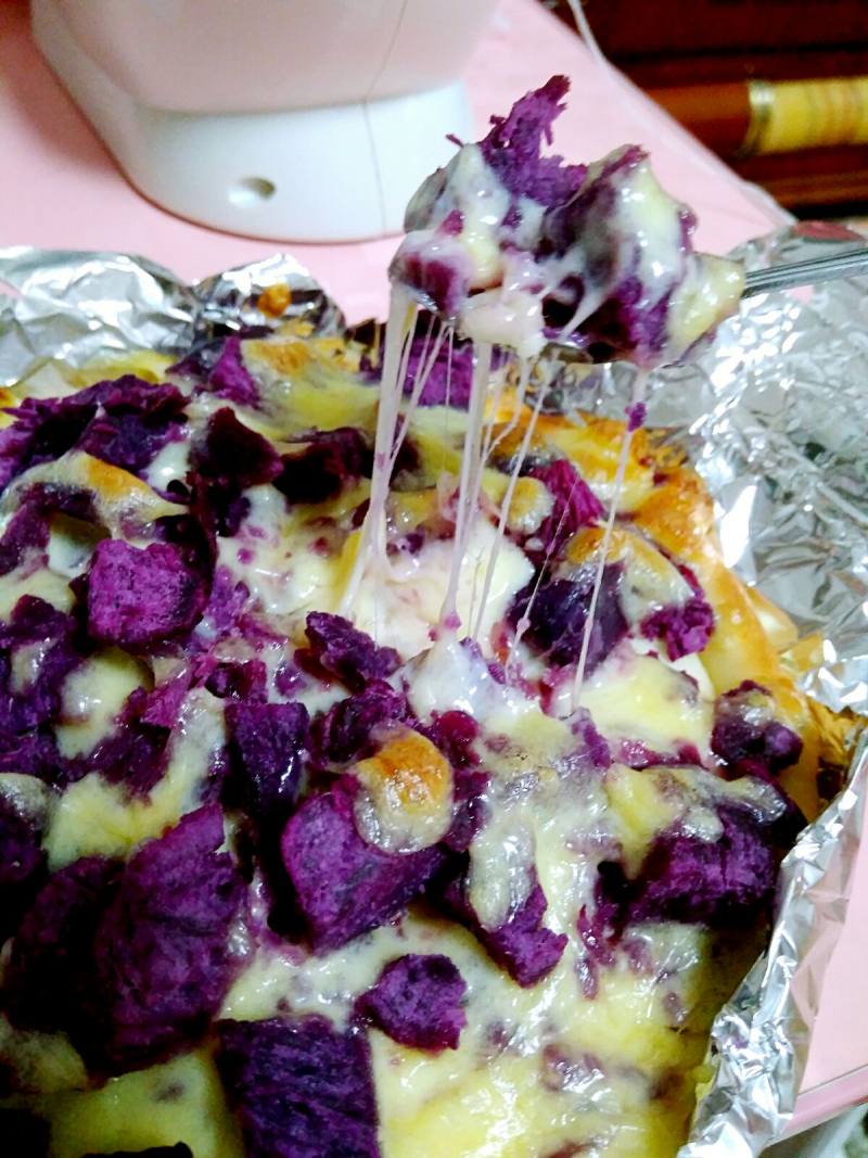 Steps for Making Purple Sweet Potato Pizza