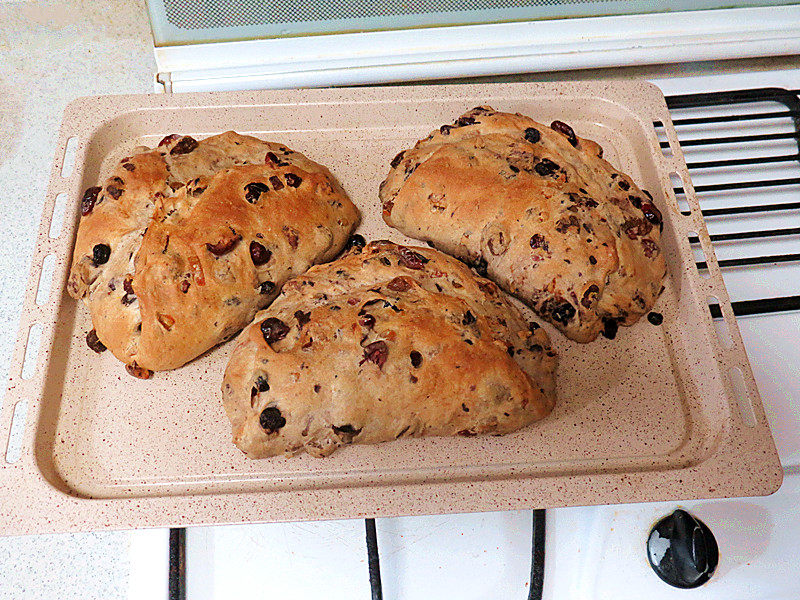 Detailed Steps for Making Famous German Traditional Christmas Bread [Stollen]