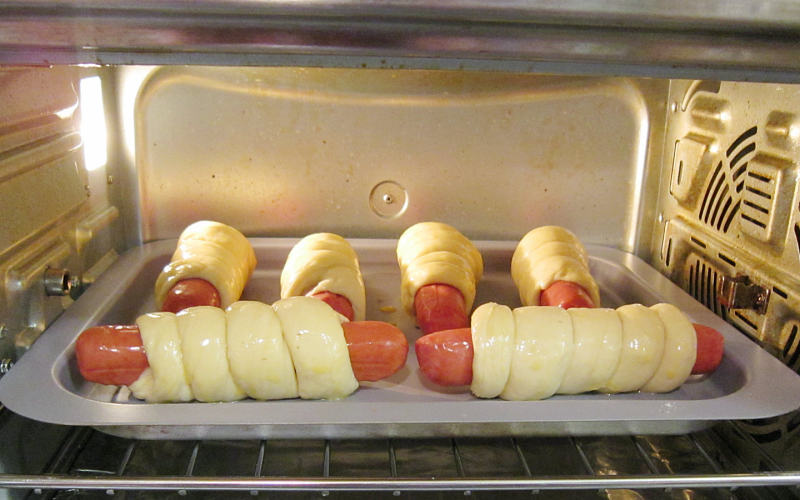 Corn Dog Roll Making Steps