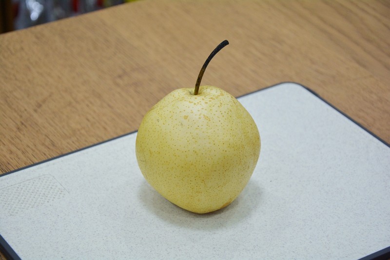 Steps for Making Red Wine Stewed Pear