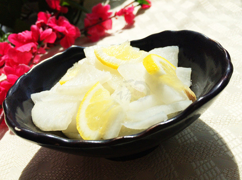 Lemon Pickled White Radish