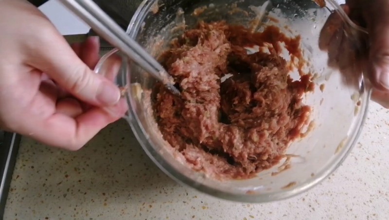 Steps for Making Tonkatsu-Style Fried Eggplant