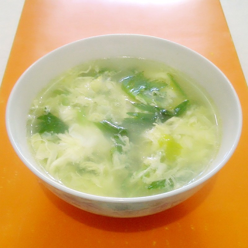 Celery Leaf Egg Soup