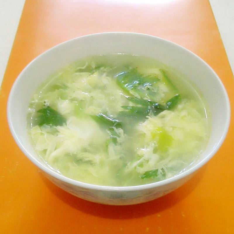 Step-by-Step Guide to Making Celery Leaf Egg Soup