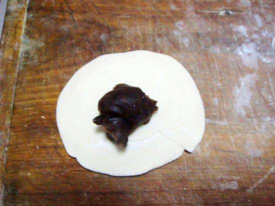 Fancy Snack - Hedgehog Red Bean Buns Step by Step