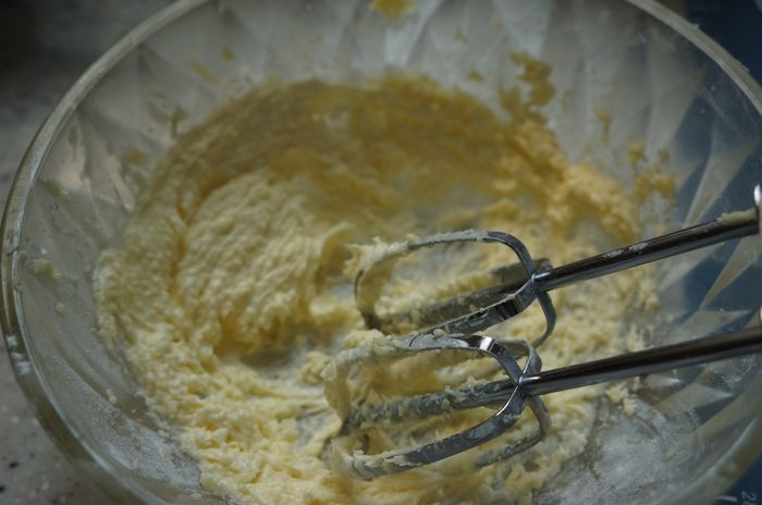 Steps for Making Golden Coconut Balls