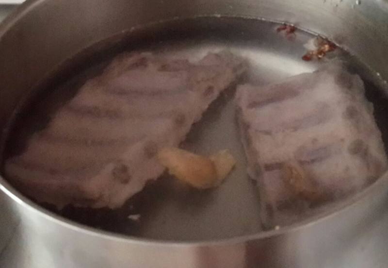 Steps for making Clay Pot Pork Ribs with Napa Cabbage and Vermicelli