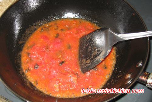 Steps for Making Tomato Sauce Mixed with Cat Ear Noodles