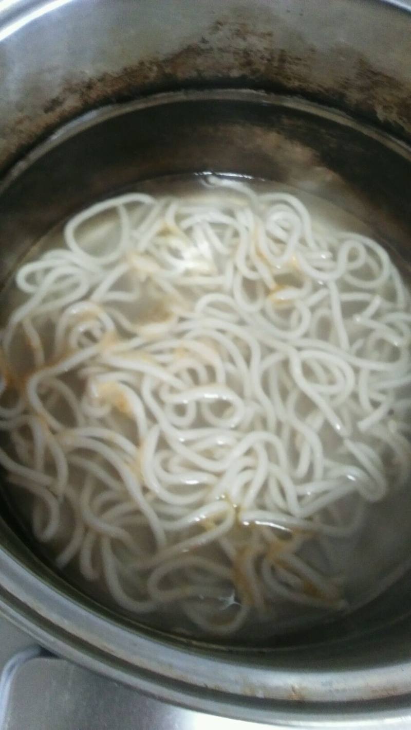 Steps to Make Double Mushroom Stir-Fried Udon