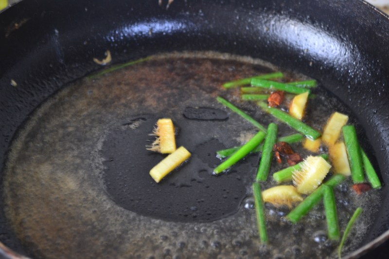 Steps for cooking Braised Pomfret