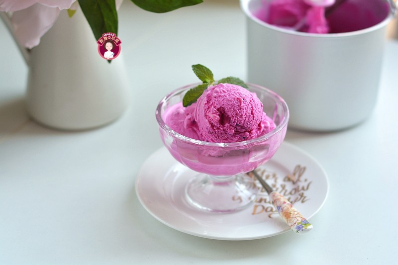 Steps for making Dragon Fruit Ice Cream