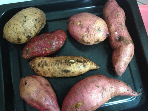 Steps for Making Oven-Baked Sweet Potatoes