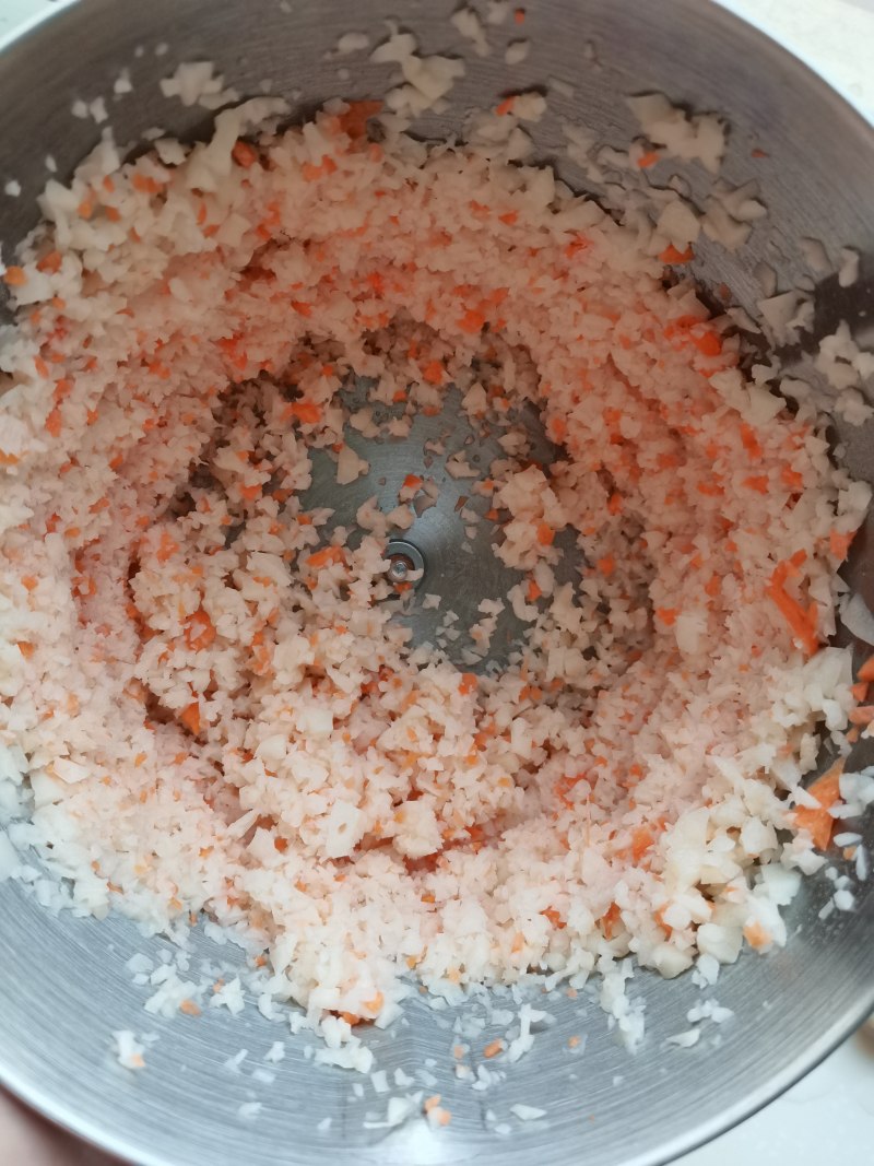 Steps for Making Crispy Lotus Root Balls