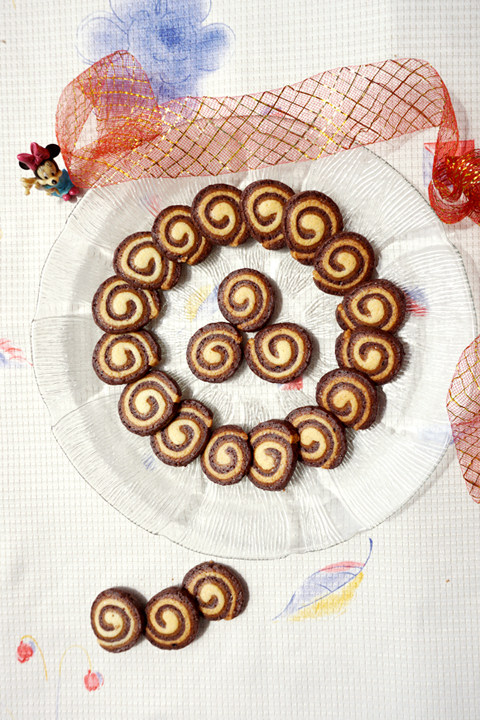 Three-color Swirl Cookies