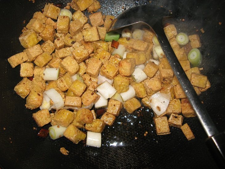 Step-by-Step Instructions for Vegetarian Kung Pao Tofu