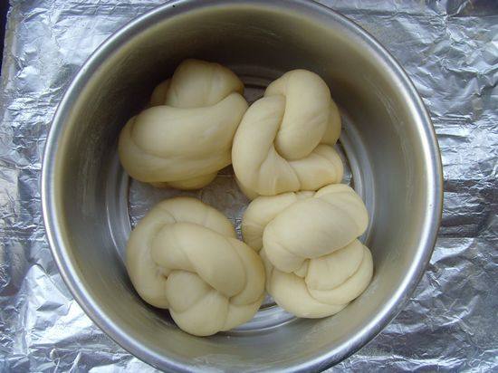 Steps for Making Old Dough Bread